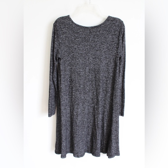 Gray Longsleeve Top - Picture 2 of 6